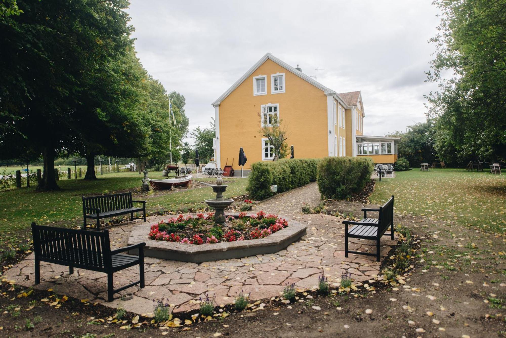 Mjaellbyhus Pensionat & Stugby Solvesborg Exterior photo