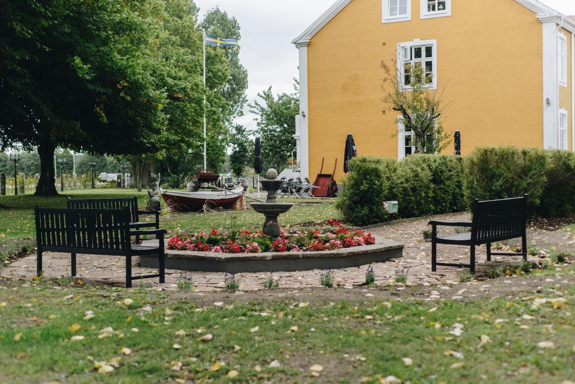 Mjaellbyhus Pensionat & Stugby Solvesborg Exterior photo